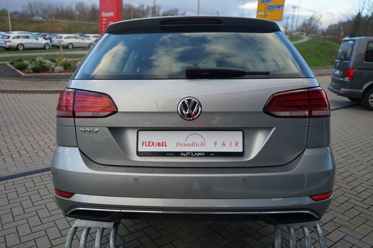 Volkswagen Golf Variant 1.5TSI DSG...  Image 3