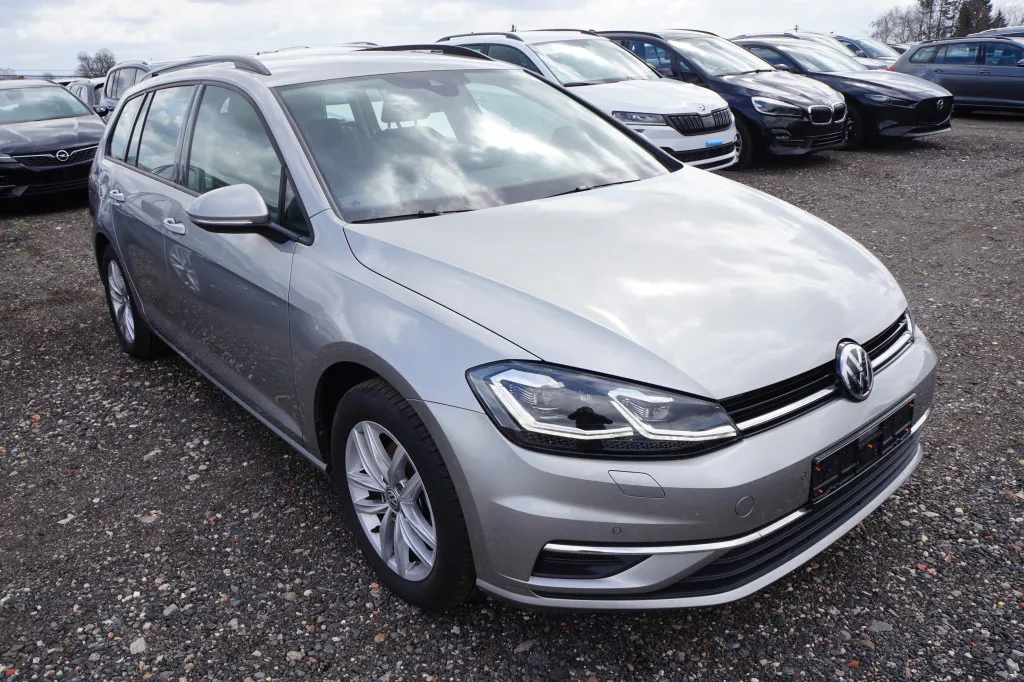 Volkswagen Golf VARIANT 1.0 TSI DSG COMFORTLINE*NAVI*ACC* Image 6